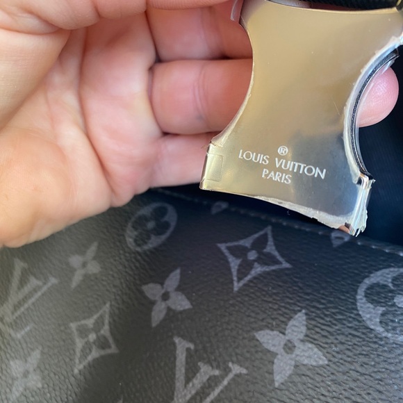 Louis Vuitton Messenger PM Eclipse - Picture 9 of 16